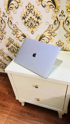 MacBook Pro 2019_16"inch (16GB / 512SSD)