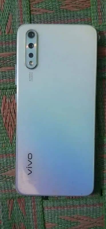 vivo s1 4/128 original ,exchange possible with good phone 0