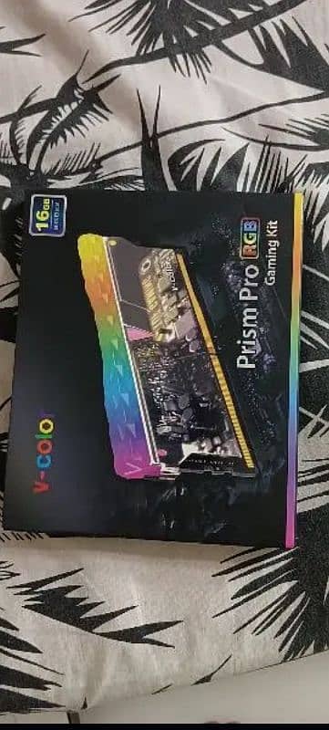 V color 16gb (8x2) DDR4-4133 MHZ cl19 0