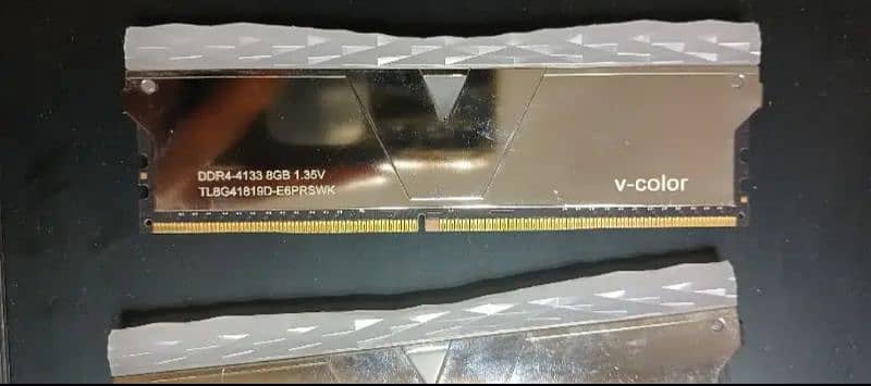 V color 16gb (8x2) DDR4-4133 MHZ cl19 2