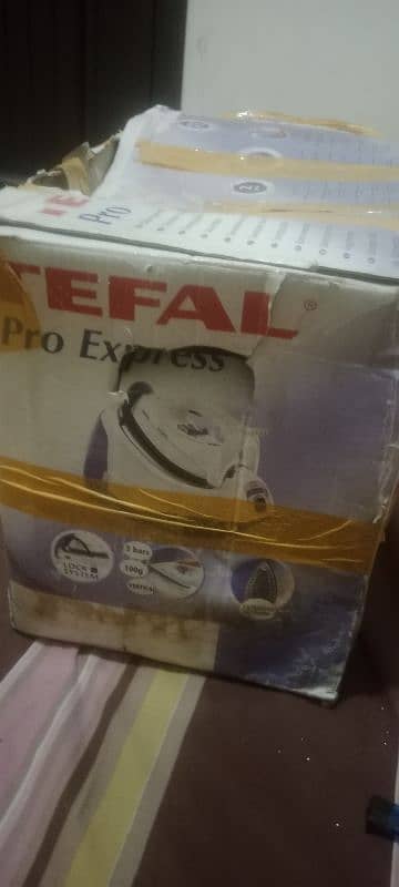 Tefal Pro Express Professional Stream Iron 0