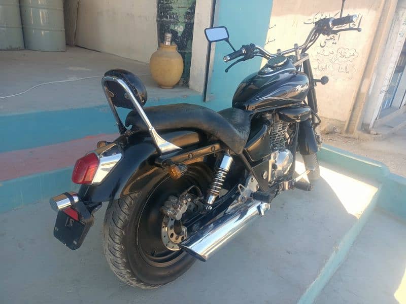 it's Honda Phantom Bike nic to ride 4