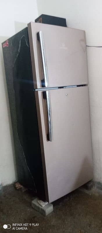 Refrigerator urgent sale!! 1