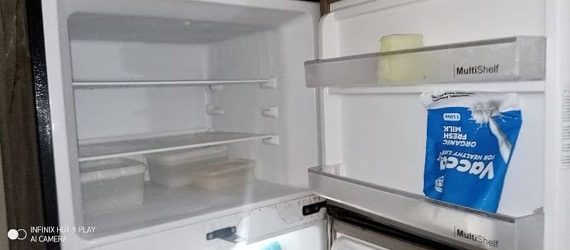 Refrigerator urgent sale!! 2