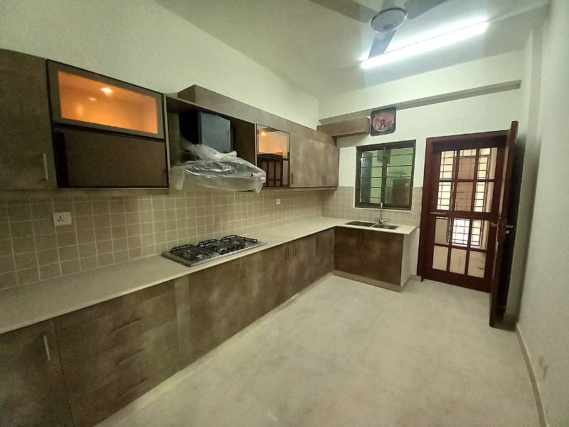 12 marla appartment for rent in askari 11 sector B 7