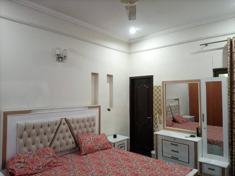 13 marla 3 bed portion prime location of canall road g1 johar town 4