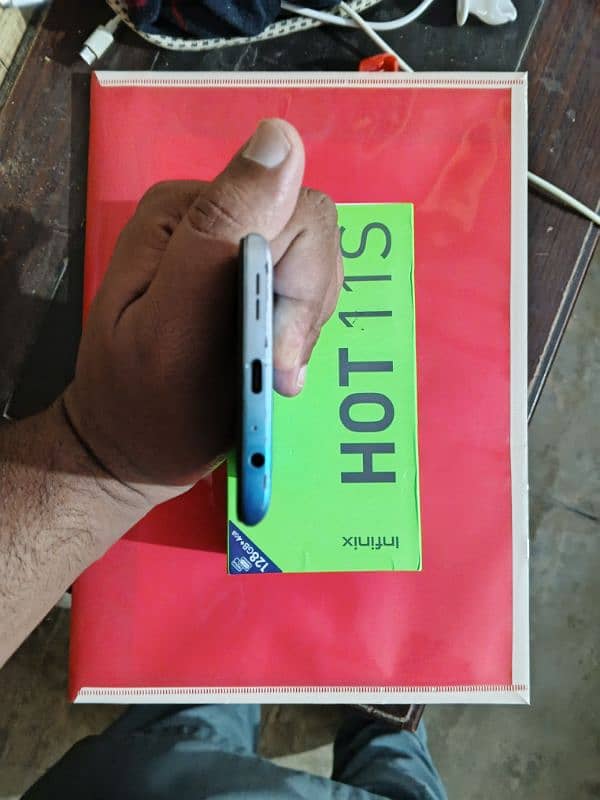 Infinix hot 11s 5