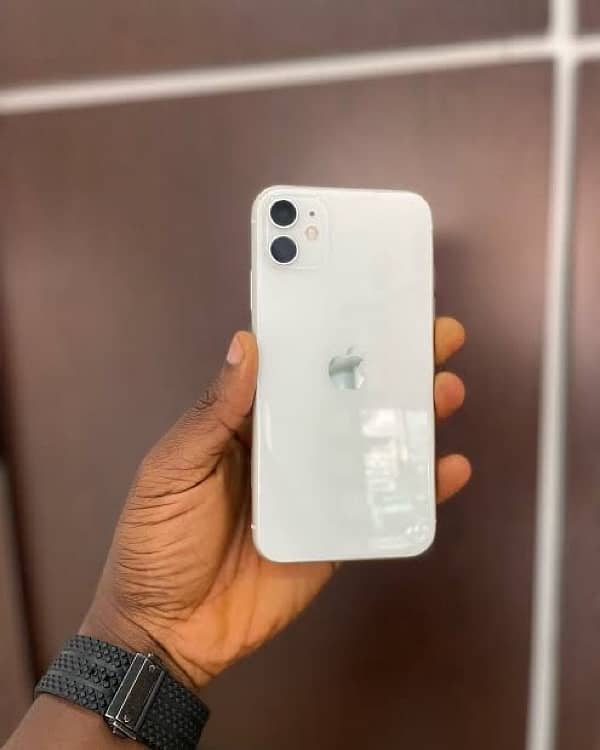 iphone 11 PTA Approved 10/10 1