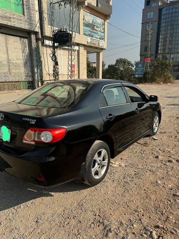 Toyota Corolla GLI 2011 3