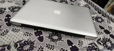 MacBook