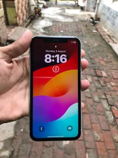 I PHONE XR NON PTA FECTORY UNLOCK