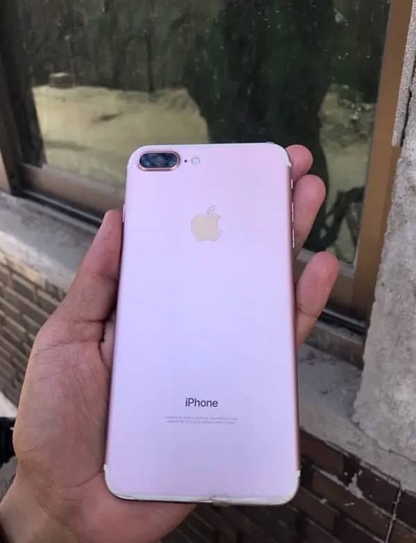 Iphone 7 Plus 128 PTA 1