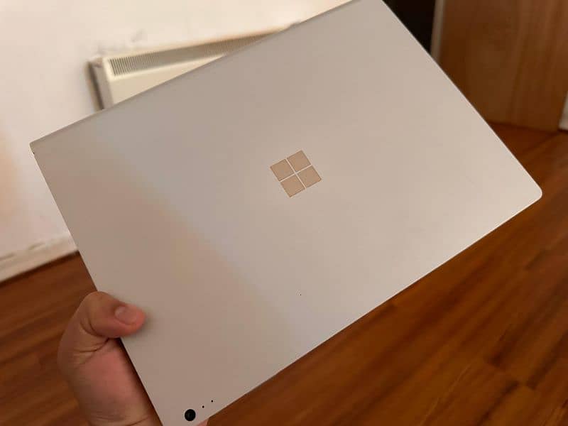 Microsoft surface book 2 2