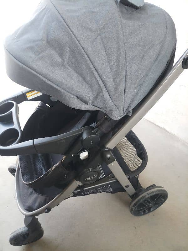 imported branded stroller ( Graco) 6