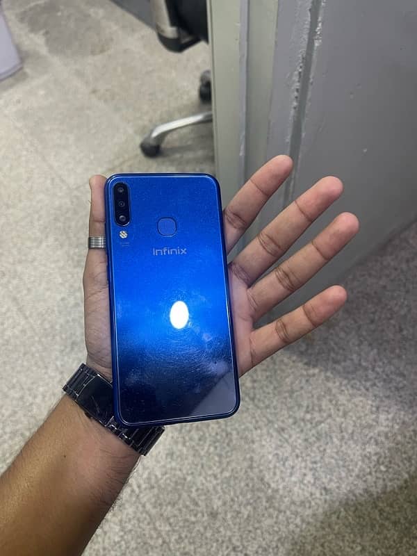 4gb 64 gb phone koi masla nai 2