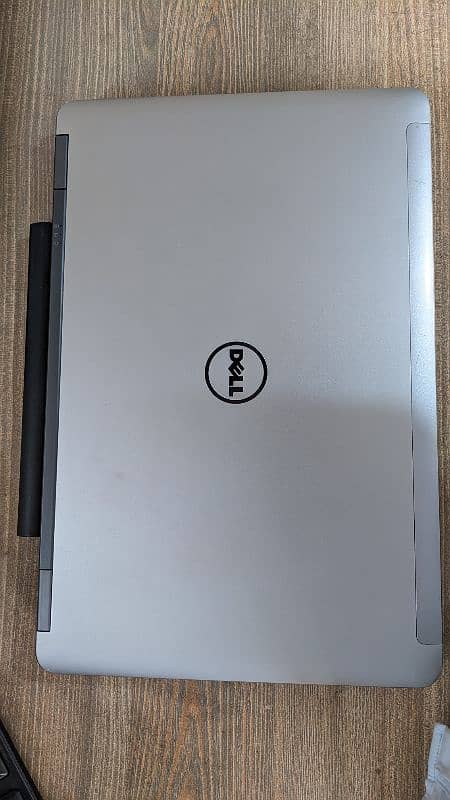 Dell Latitude E6540 - Core i7 4th Gen | 2GB Card | 8GB RAM | 128GB SSD 0