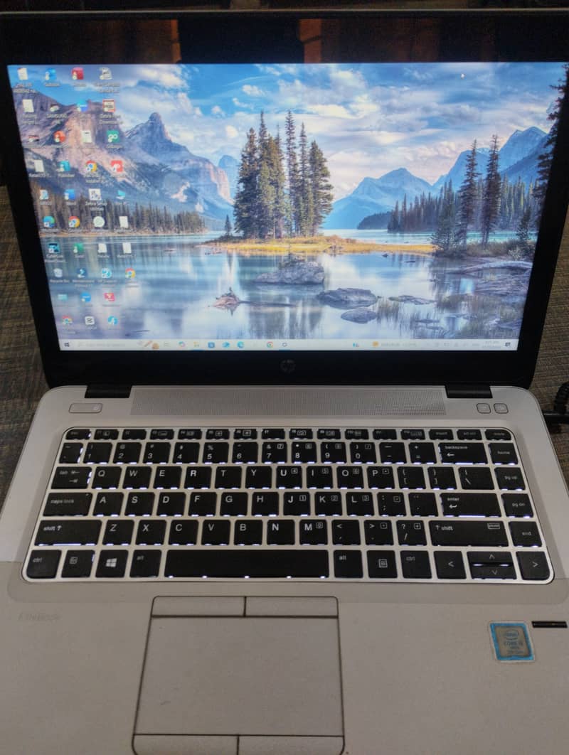 Hp EliteBook i5 7th G. Touch Screen . 8gb/256SSD 0