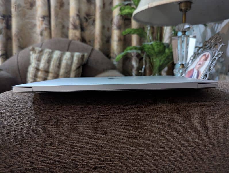 MacBook Pro M1 2020 8/256 3