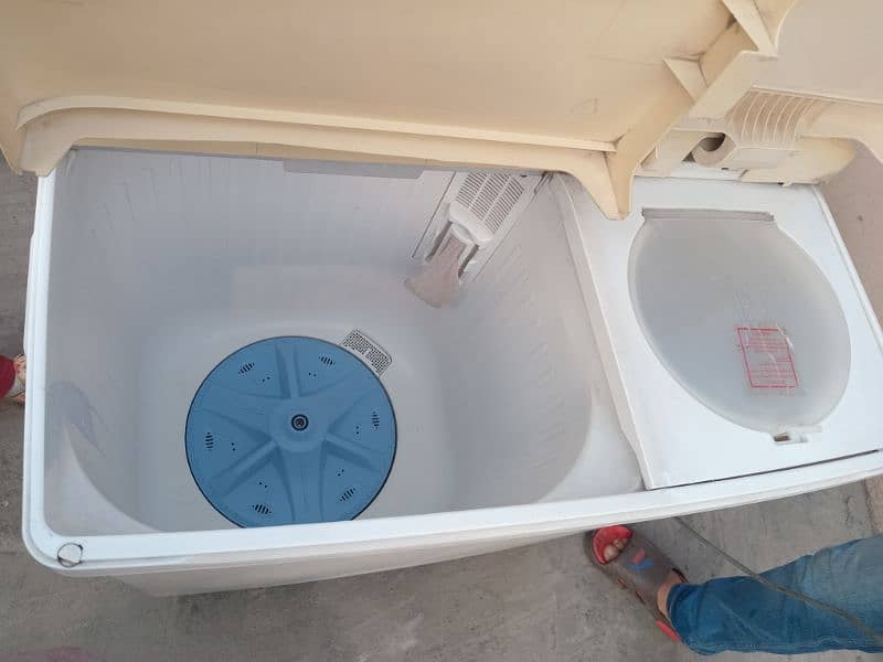 dawlance washing machine and dryer best condition 2