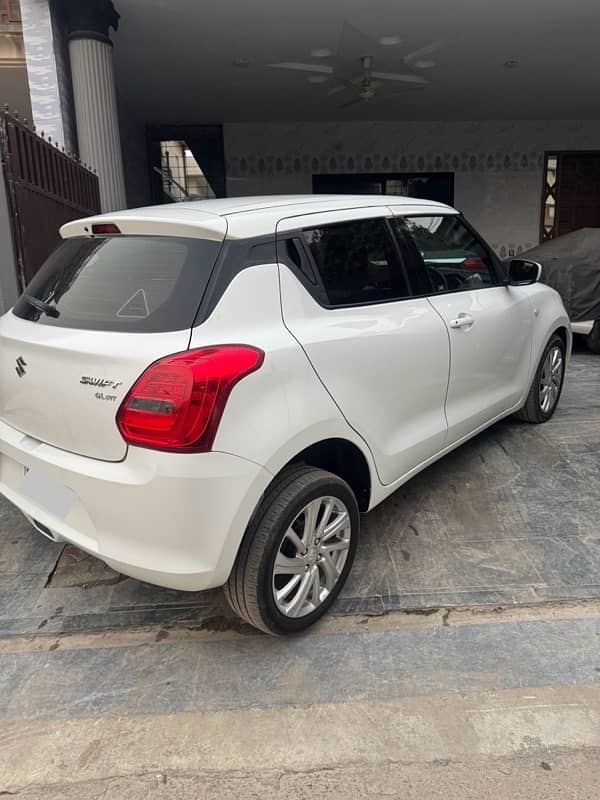 Suzuki Swift GL CVT White 100% Original Body 2