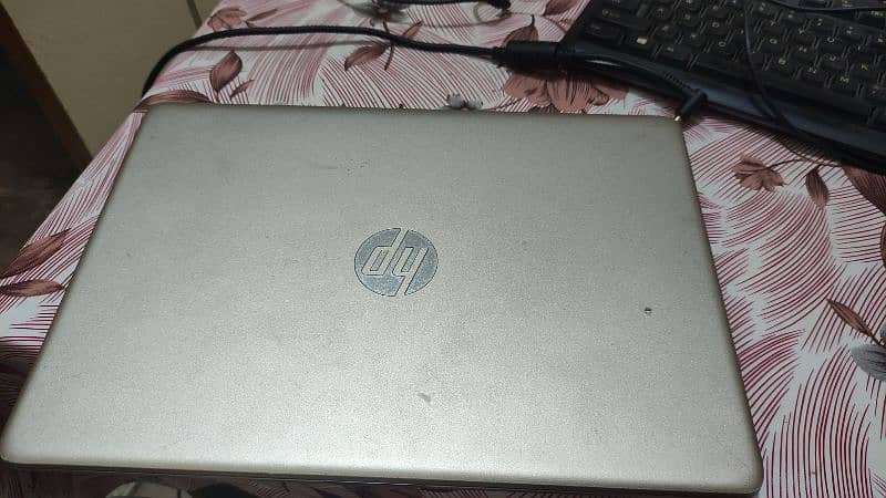 HP Core i3 7 Gen with SSD and Hard disk 5