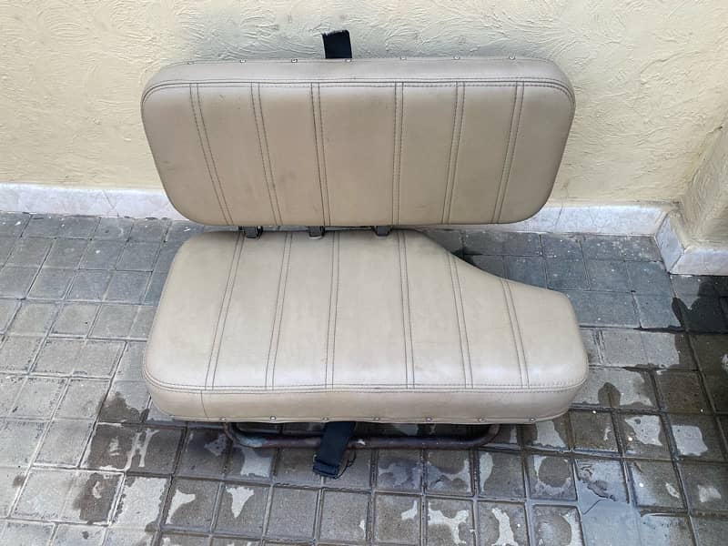 Toyota vigo foldable seats 0