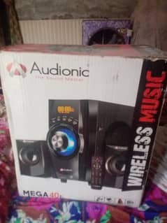 Audionic mega 40