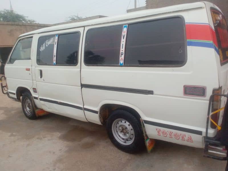 Toyota Hiace 3