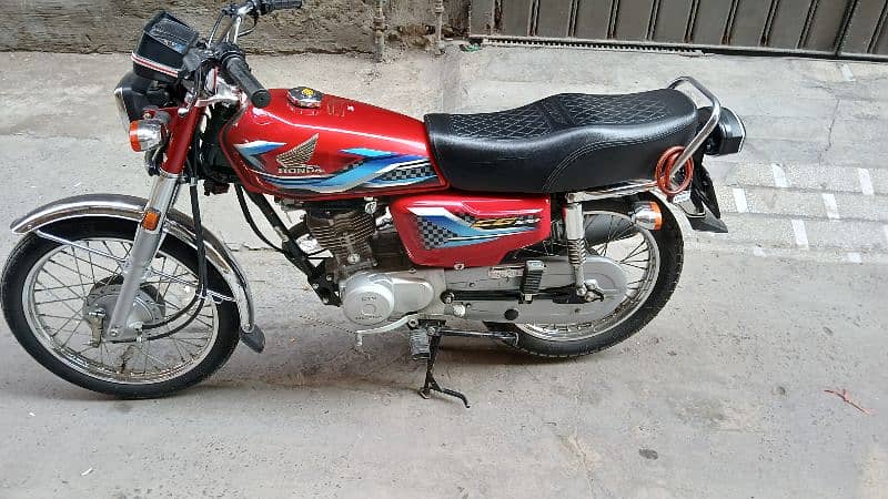 honda cg 125 2024 model red color 0