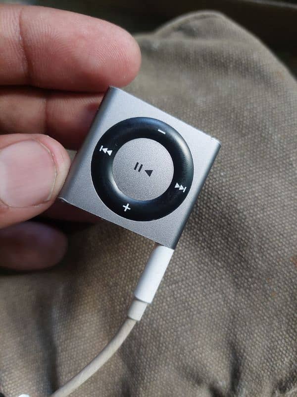 ipod shuffle 2nd and 4th generation 2