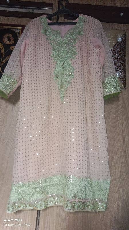 preloved dresses for sale in reasonable price. 10