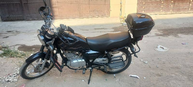 Suzuki Gs150se 9