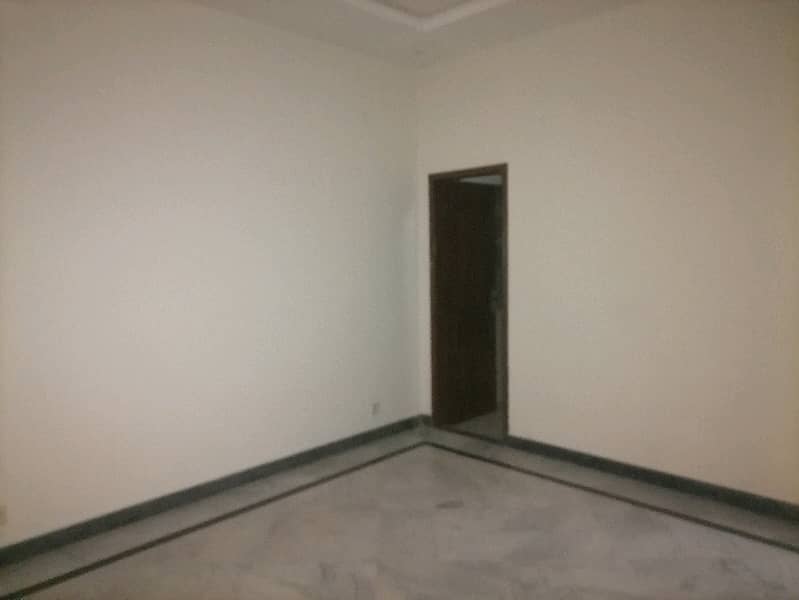 Premium 5 Marla House Is Available For Rent In Johar Town 2