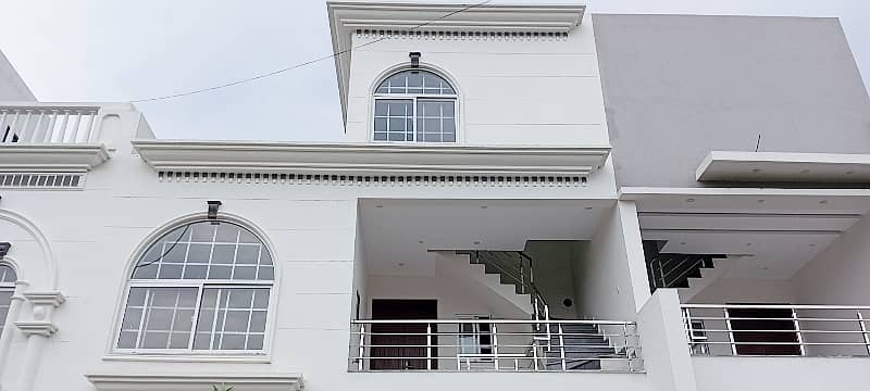 5 MARLA BRAND NEW HOUSE FOR SALE IN NASHEMAN IQBAL PHASE 2 BLOCK A2 18