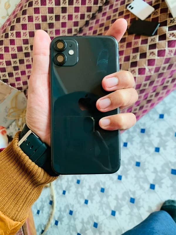 iPhone 11 non pta Jv 64 gb water pack phone 0