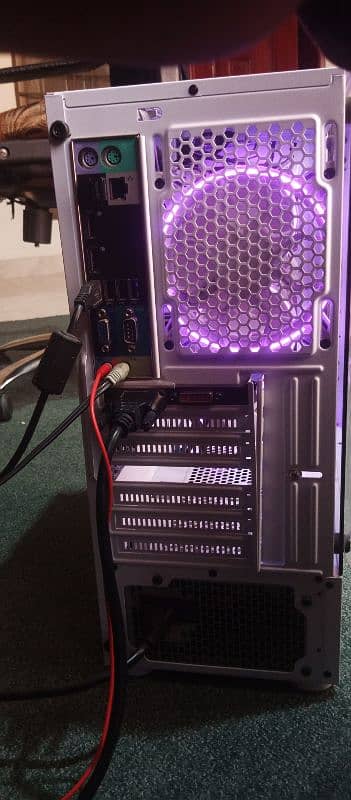 urgent gaming pc for sale 7