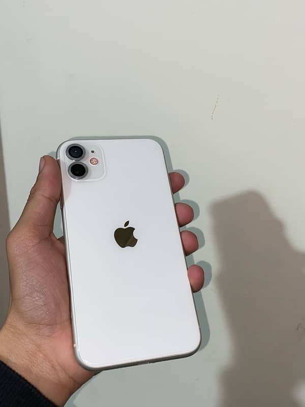 iPhone 11 waterpack need money 0