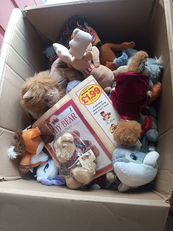 2 cartons of stuff toys available for sale. . 1