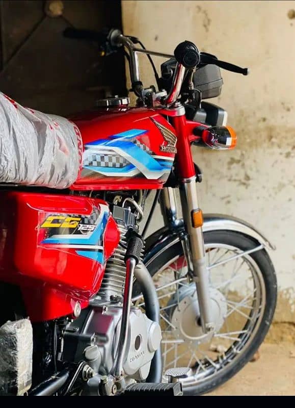 honda cg 125 2024 zero meter condition first owner karachi number 6