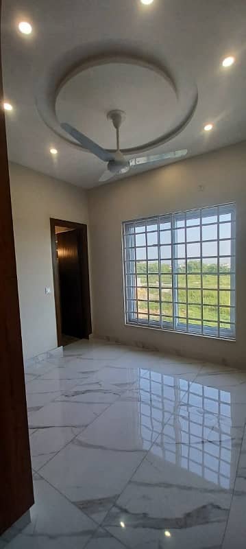 5 Bedroom House Available For Rent In G-15 -16 Islamabad 10