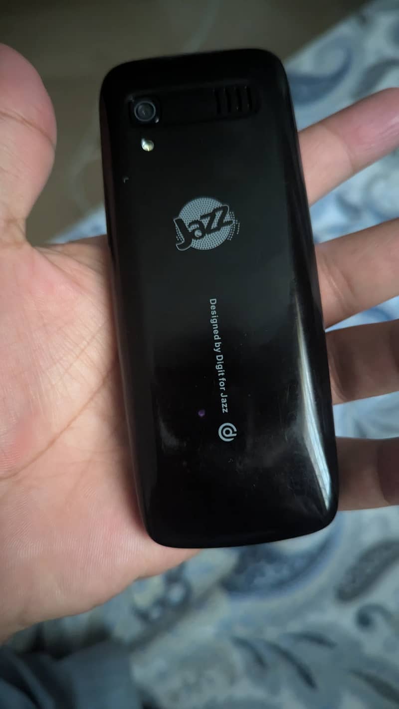 Jazz digit 4g bold hotspot phone 2