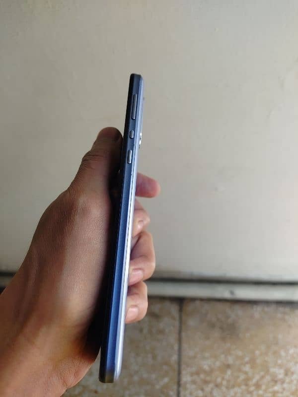 Aquos zero 5G basic 4