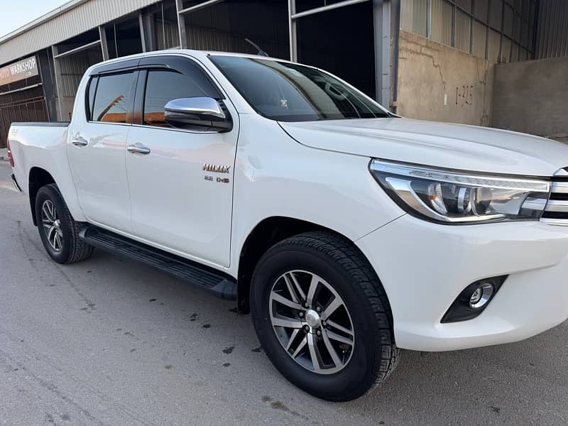 Toyota Hilux 2021 8