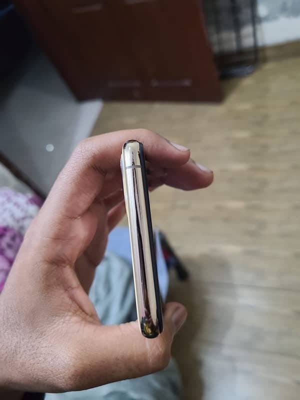 Apple Iphone 11 pro max 6