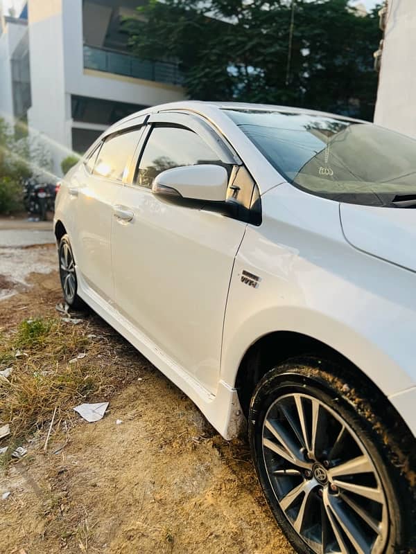 Toyota Corolla Altis 2020 full orignal 4