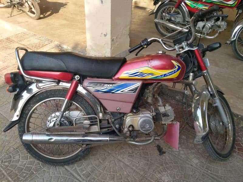 Honda CD 70 2016 0