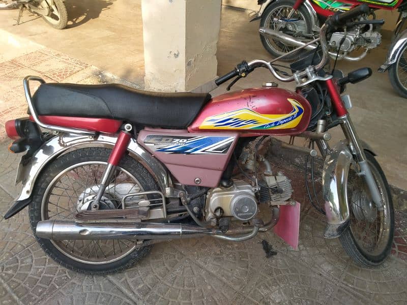 Honda CD 70 2016 1