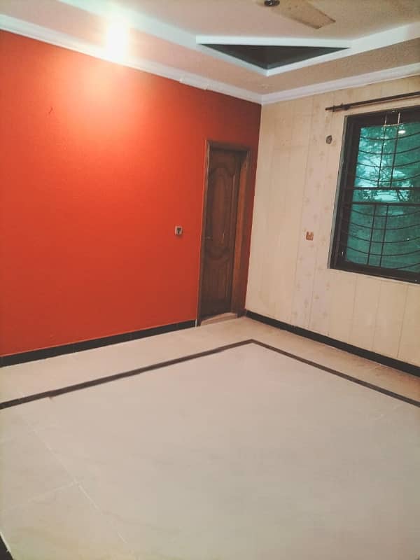 *Silent Office/ IT Office/ Company Office/ 10 Marla House Double Storey for Rent next to Moulana Shoukat Ali Road* 3