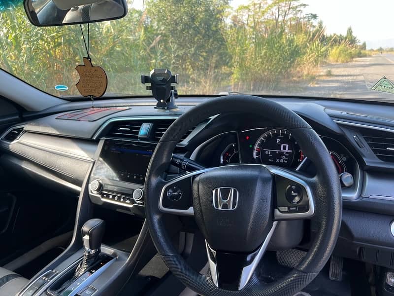 Honda Civic i-VTEC Oriel 2018 15