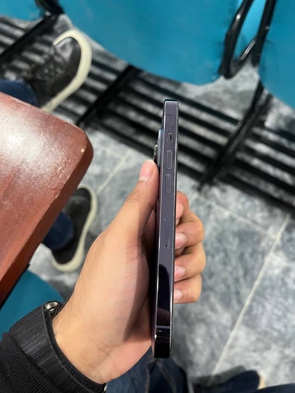 Iphone 14 Pro PTA Approved 4